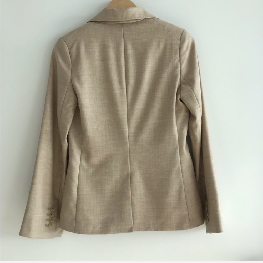 Banana Republic Cream Wool and Silk Blend Blazer - Picture 3 of 8